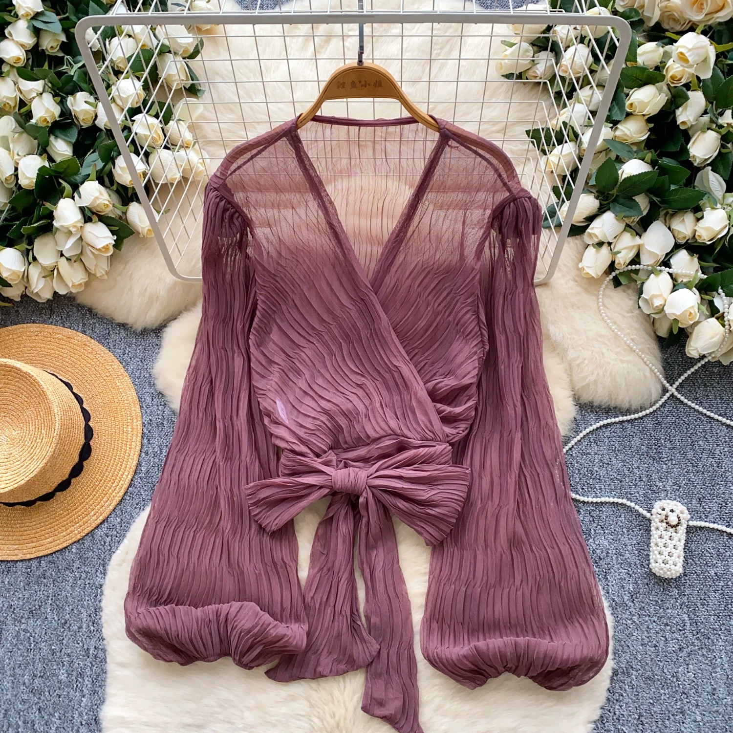 No strings attached top CTO945 images